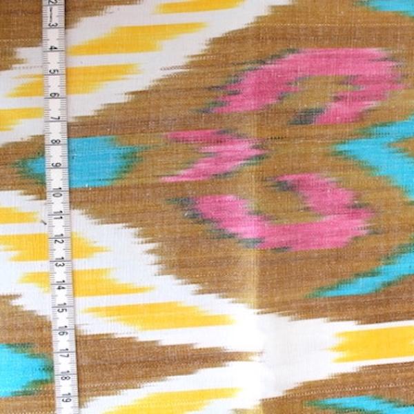 LIFE Usbekischer Adras Stoff